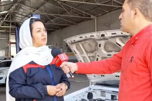 اولین بانوی مکانیک کاشان روایت جالب از یک شغل متفاوت برای بانوان