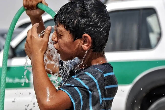 تکرار رکورد زنی گرما در کاشان/دمای هوا از 42 درجه گذشت