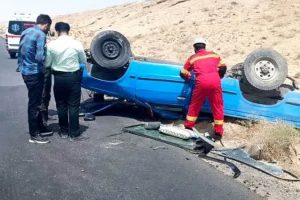 یک فوتی در حادثه واژگونی خودرو نیسان در جاده برزک کاشان