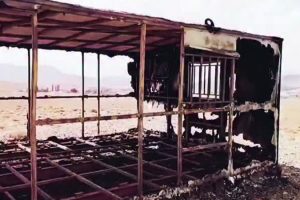 آخرین سنگر مدافعان خاموش طبیعت در آتش سوخت/ جان‌پناه محیط بانان محیط زیست کاشان به آتش کشیده شد