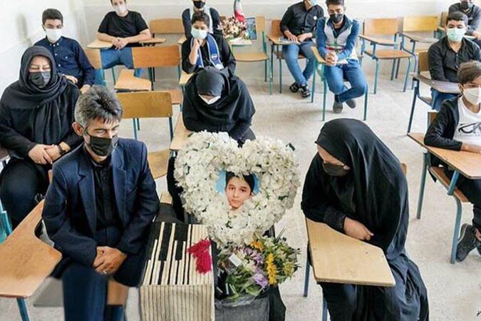 وداع زودهنگام فرشته کوچولوی کلاس اول؛ محمدهادی، دانش آموز کوچکی که تنها دو روز میز مدرسه را تجربه کرد