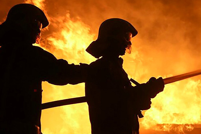 حريق منزل مسکونی در کاشان 2 مصدوم داشت