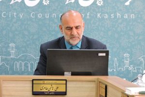 هاشمی طاهری، عضو شورای شهر کاشان:مخالف برگزاری این دوره تئاتر مهر هستم/برخی از فعالین فضای مجازی الدنگ، مغرض و بی سواد هستند
