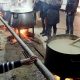 توزیع حلیم سنتی روستای نشلج در مسیر پیاده‌روی جمعه نشلجی‌ها
