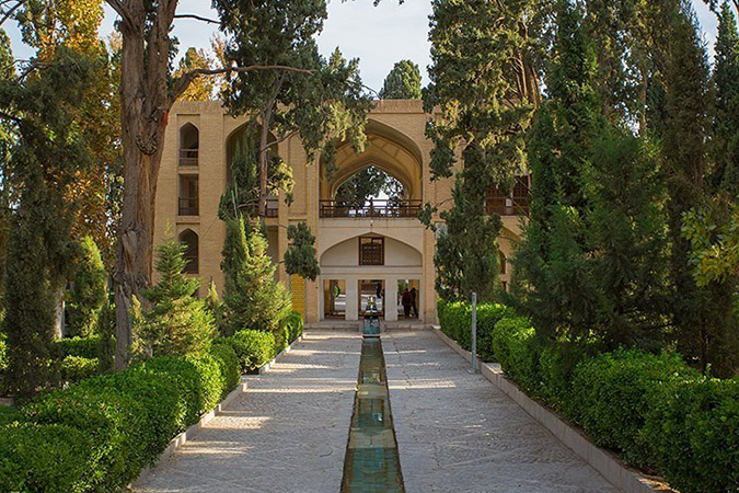 جدال تازه بر سر حریم باغ فین کاشان؛ سرنوشت این میراث جهانی چه می‌شود؟