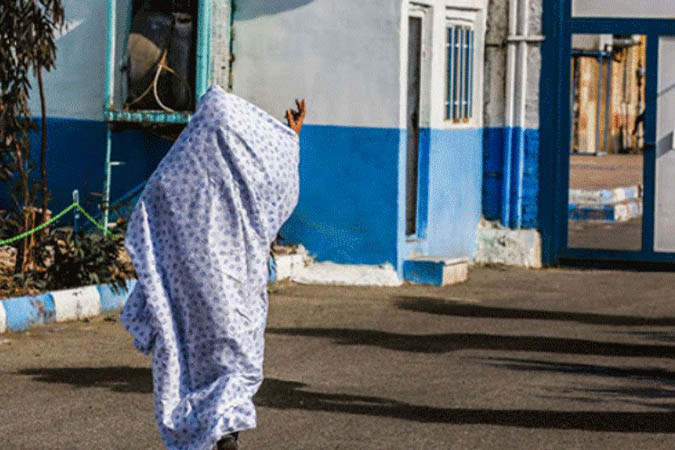 پایان 4 سال دوری از خانه؛ آزادی بانوی جواب با همیاری خیرین کاشان