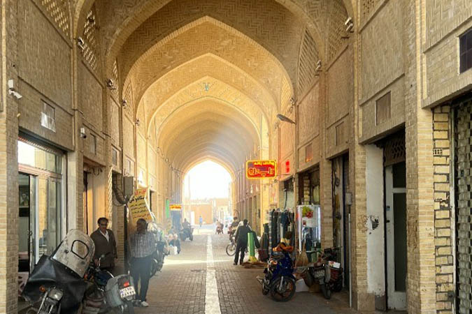 3 مغازه در بازارچه سردار کاشان کامل سوخت و طعمه حریق شد