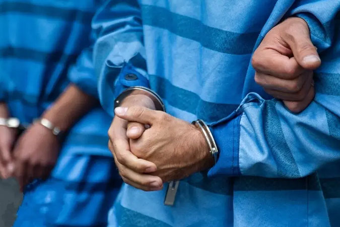 دستگیری عامل کلاهبرداری ۱۶00 میلیاردی از ۱۲۰۰ شهروند کاشانی با وعده سرمایه‌گذاری در یک فروشگاه در کاشان