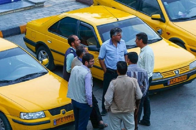 رانندگان تاکسی‌های اینترنتی کاشان طعمه کلاهبردار 50 میلیاردی شدند