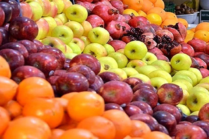 آغاز توزیع میوه شب عید در کاشان