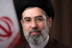 آیت‌الله سید مجتبی خامنه‌ای رهبر جمهوری اسلامی ایران شد.