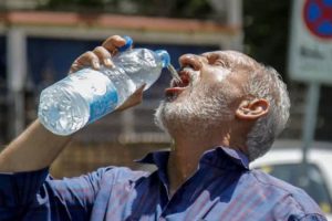 دمای کاشان امروز از ۴۵ درجه عبور می‌کند/ باد و گردوخاک هم در راه است